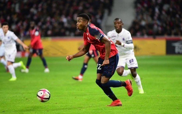 父亲则笑着 父亲则笑着